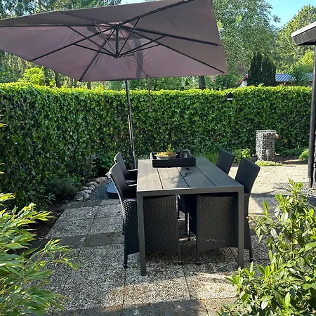 De Vrijheid Tussen En Garderen Chalet