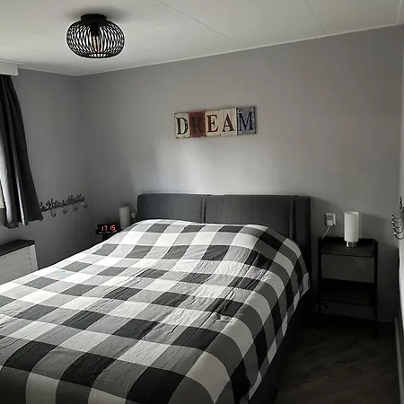 De Vrijheid Tussen En Garderen Chalet Putten